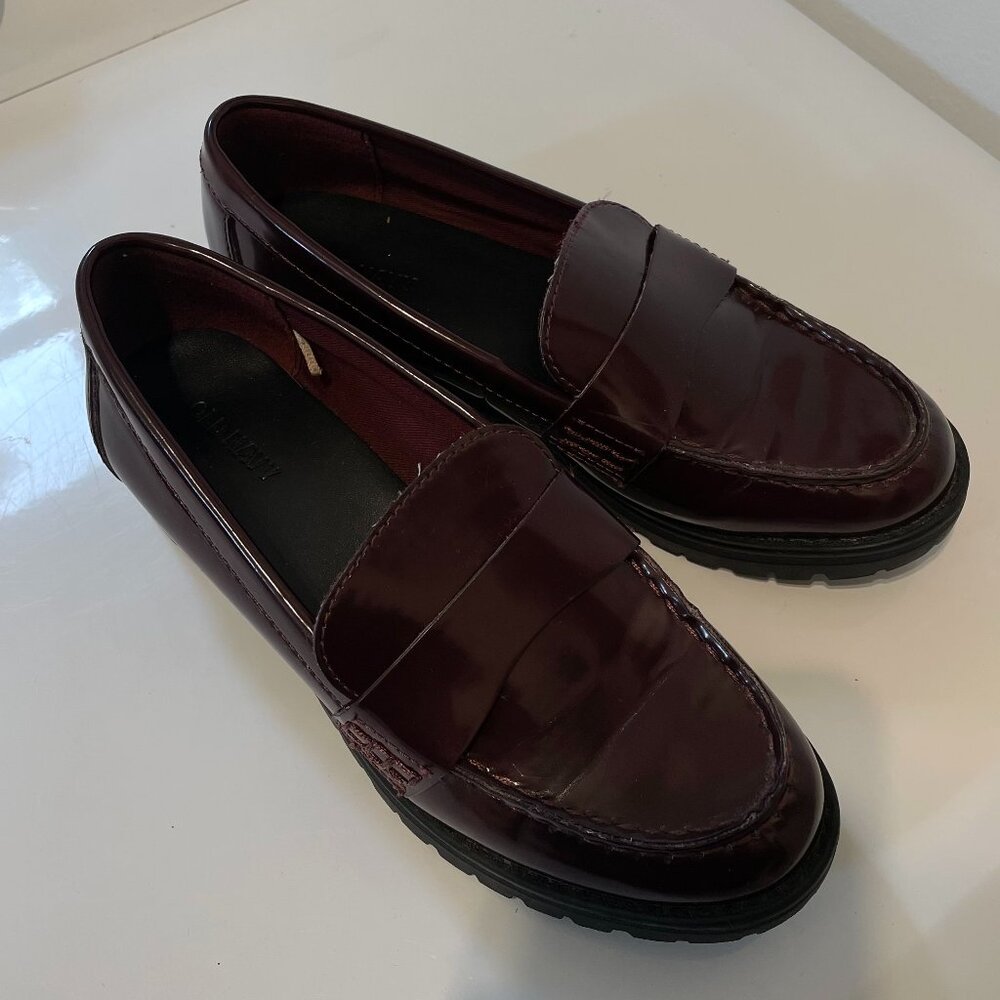 Old Navy Faux-Leather Chunky Heel Loafers